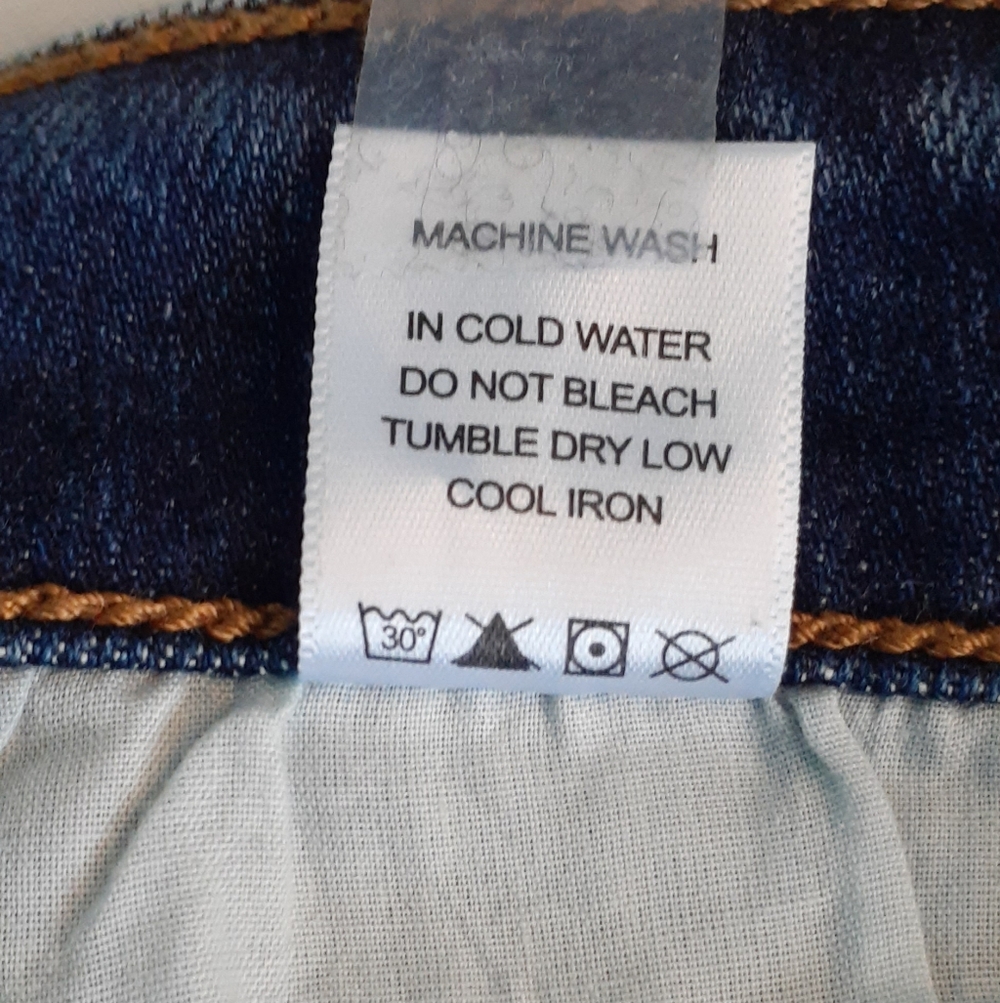 Judy Blue Classic Straight Jeans. Size 1-25. New With Tag. Excellent Condition. - Picture 9 of 12